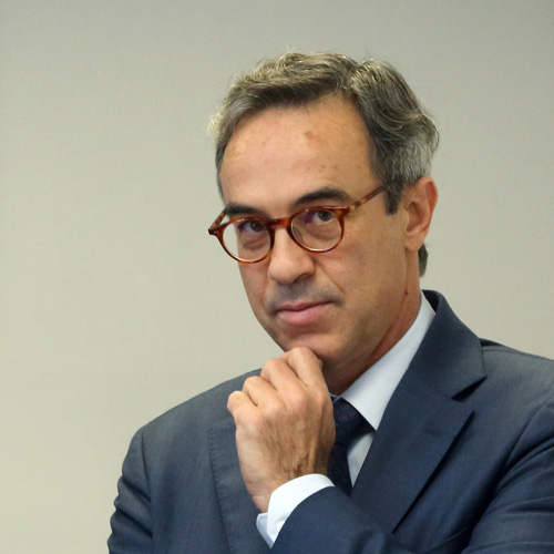 Marco A. Rioja Pérez - Asesora